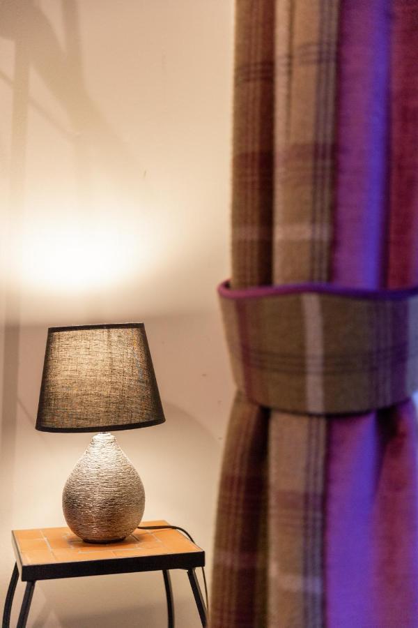 Two Bedroom Apartment Within Walking Distance To City Centre Edinburgh Exterior photo